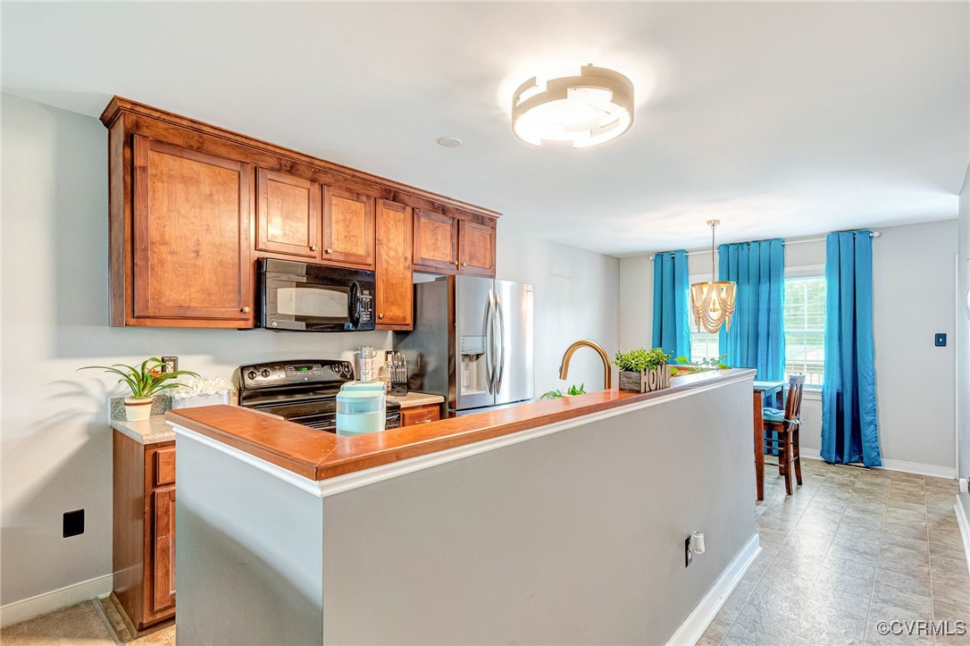 3915 Shenandoah Circle Hopewell, VA 23860 - Photo 2 of 21