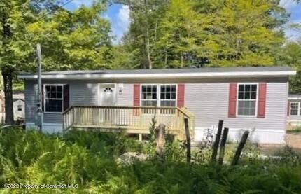 113 Middle Road Greentown, PA 18426 - Photo 2 of 19 20220817171534893006000000-o