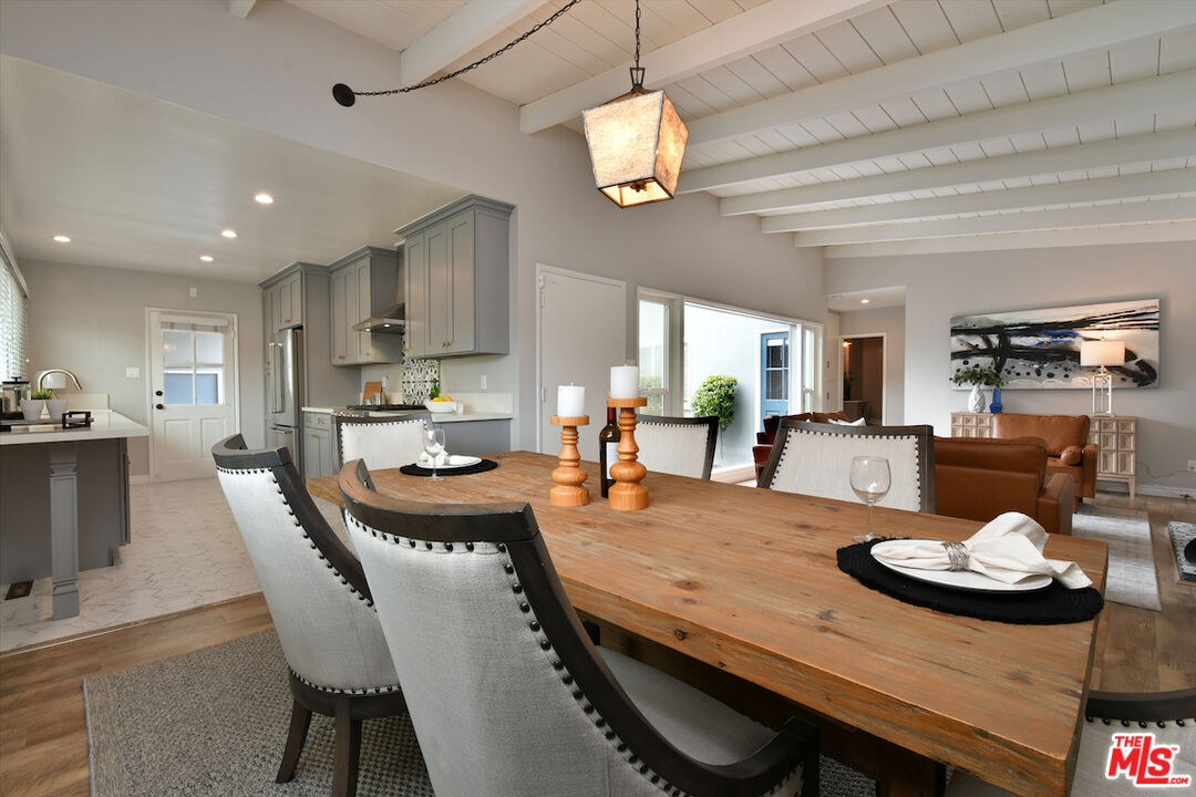 7014 Ramsgate Avenue Los Angeles, CA 90045 - Photo 12 of 41