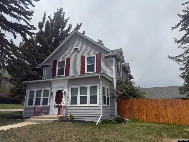 $399,000 | 1317 West Walnut Street, Rawlins, WY 82301