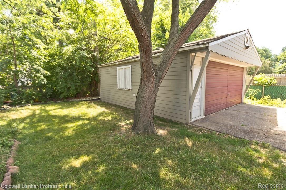 2670 Greenfield Road Berkley, MI 48072 - Photo 30 of 30 IMG_0249 (1).jpg