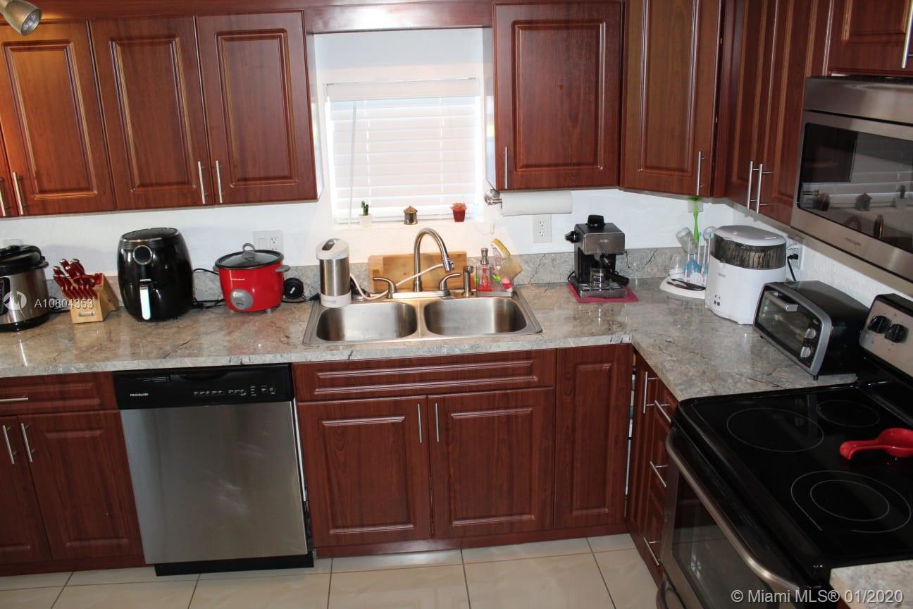 717 West 7th Street Riviera Beach, FL 33404 - Photo 13 of 24