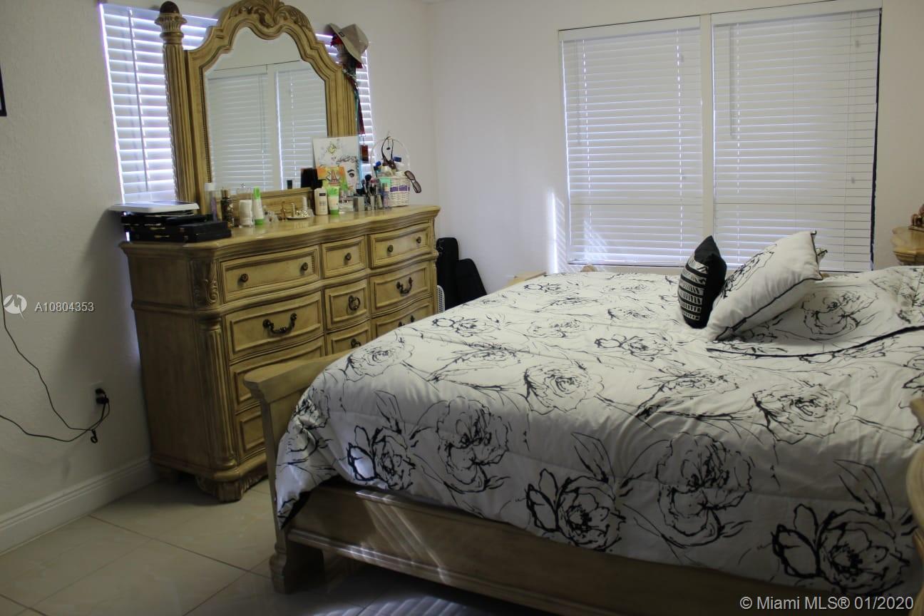 717 West 7th Street Riviera Beach, FL 33404 - Photo 14 of 24