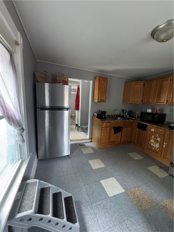 127 Maryland Street Rochester, NY 14613 - Photo 11 of 12