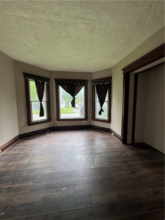 127 Maryland Street Rochester, NY 14613 - Photo 3 of 12