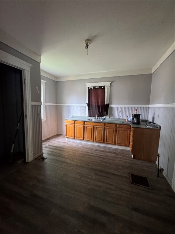 127 Maryland Street Rochester, NY 14613 - Photo 4 of 12