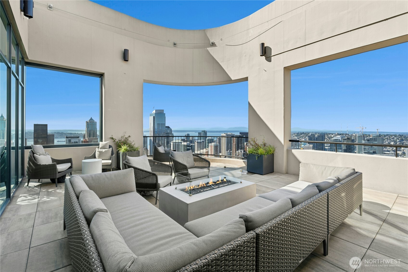 1301 Spring Street, Unit 8B Seattle, WA 98104 - Photo 24 of 30