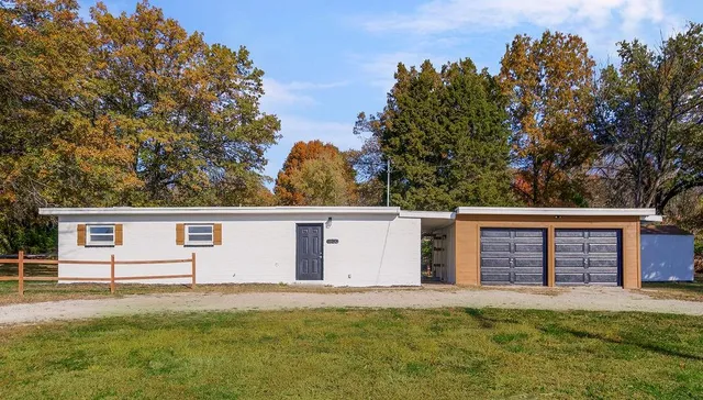 $329,000 | 1800 East Blue Ridge Boulevard, Kansas City, MO 64146