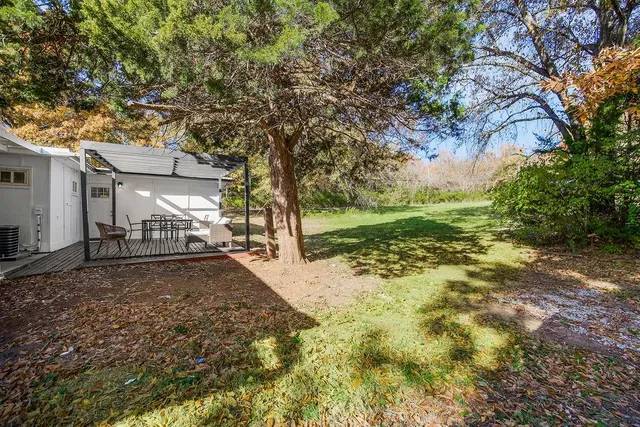 $329,000 | 1800 East Blue Ridge Boulevard, Kansas City, MO 64146