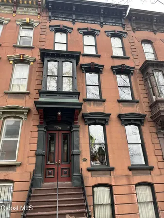 $675,000 | 223 Lancaster Street, Albany, NY 12210