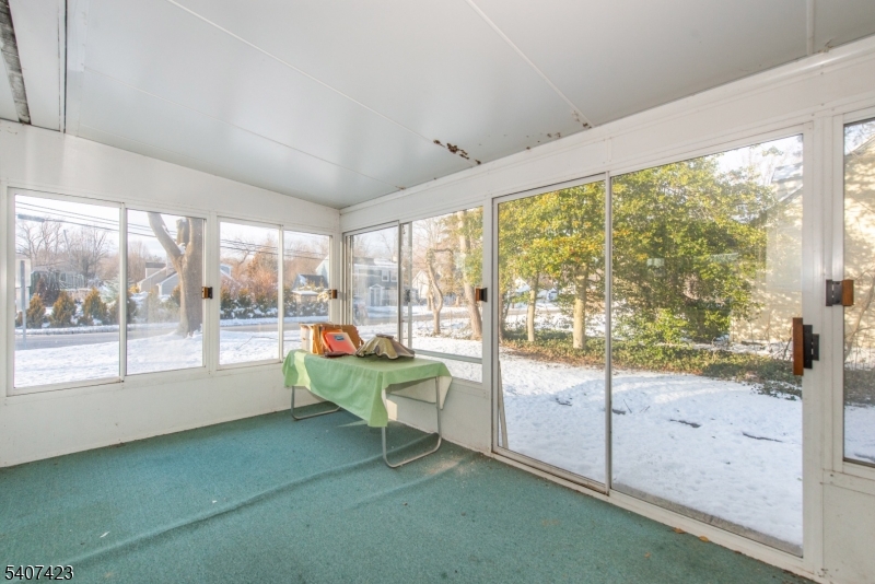 272 Old Tote Road Mountainside, NJ 07092 - Photo 15 of 17