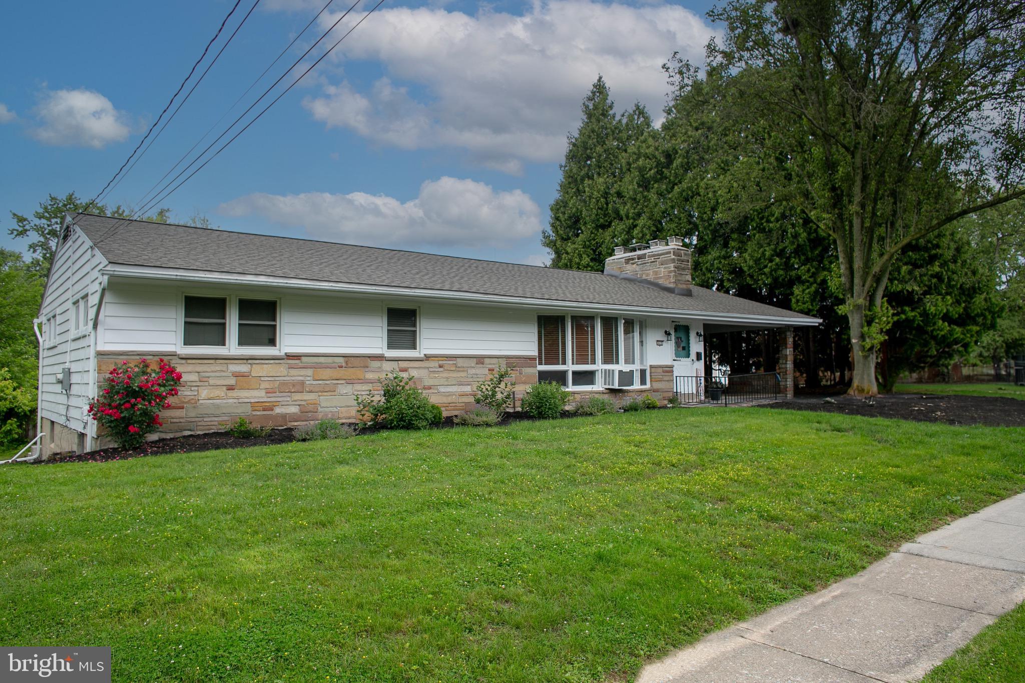 415 East Willow St  