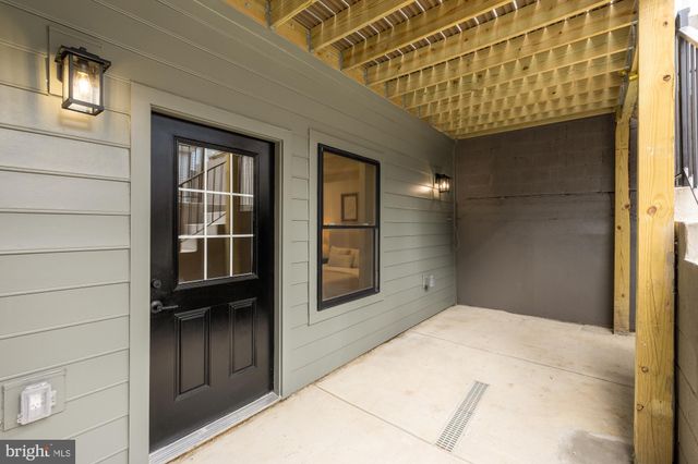 $1,312,500 | 2422 North Capitol Street Northwest, Washington, DC 20002