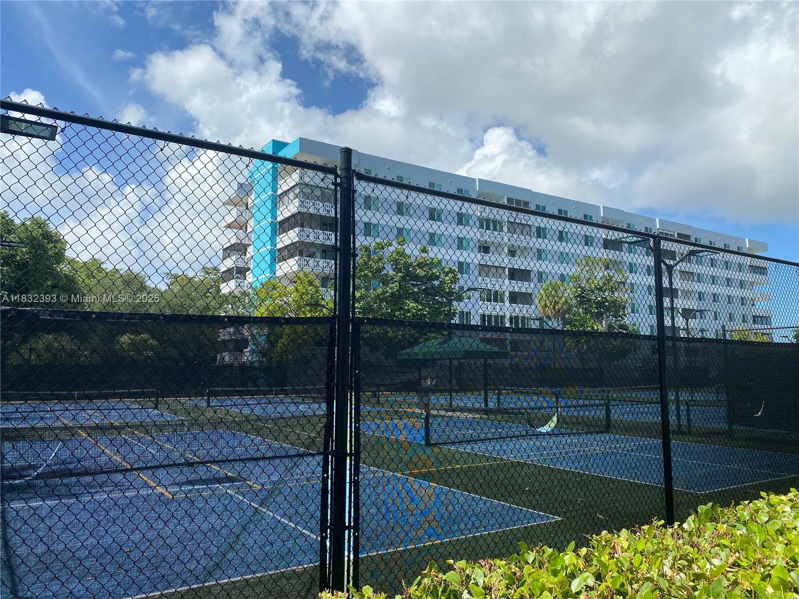 1280 Eucalyptus Drive, Unit 4 Hollywood, FL 33021 - Photo 31 of 36 a picture of a glass door