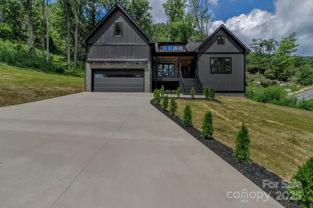 $924,400 | 63 Winding Ridge Road, Fairview, NC 28730