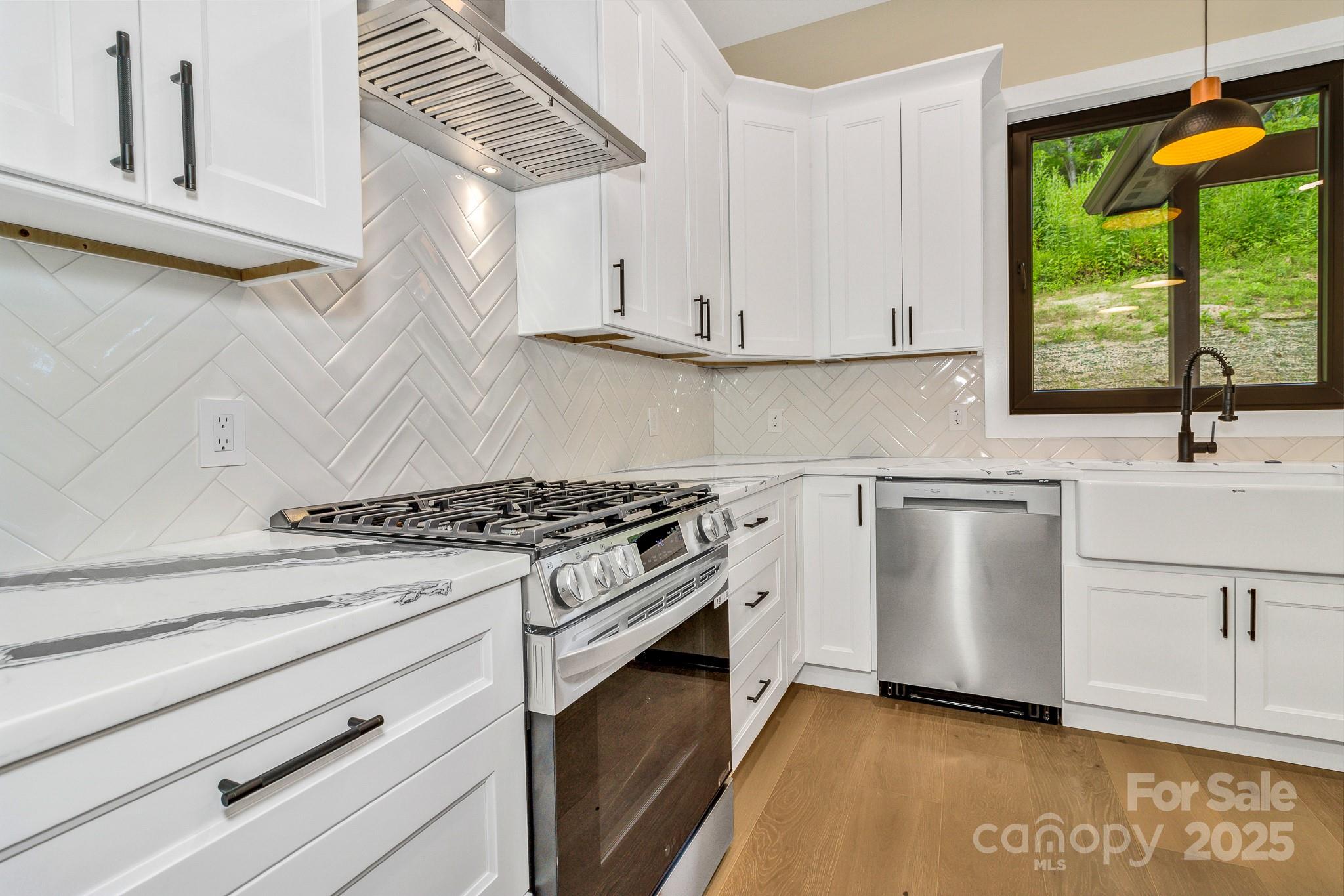 63 Winding Ridge Road Fairview, NC 28730 - Photo 20 of 48