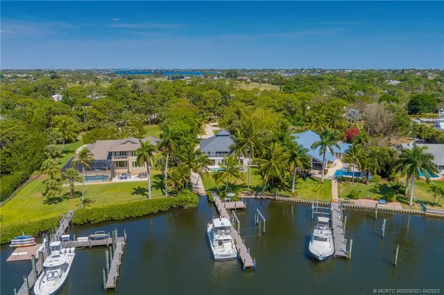 $9,750 | 3564 Southeast Old St Lucie Boulevard, Stuart, FL 34996
