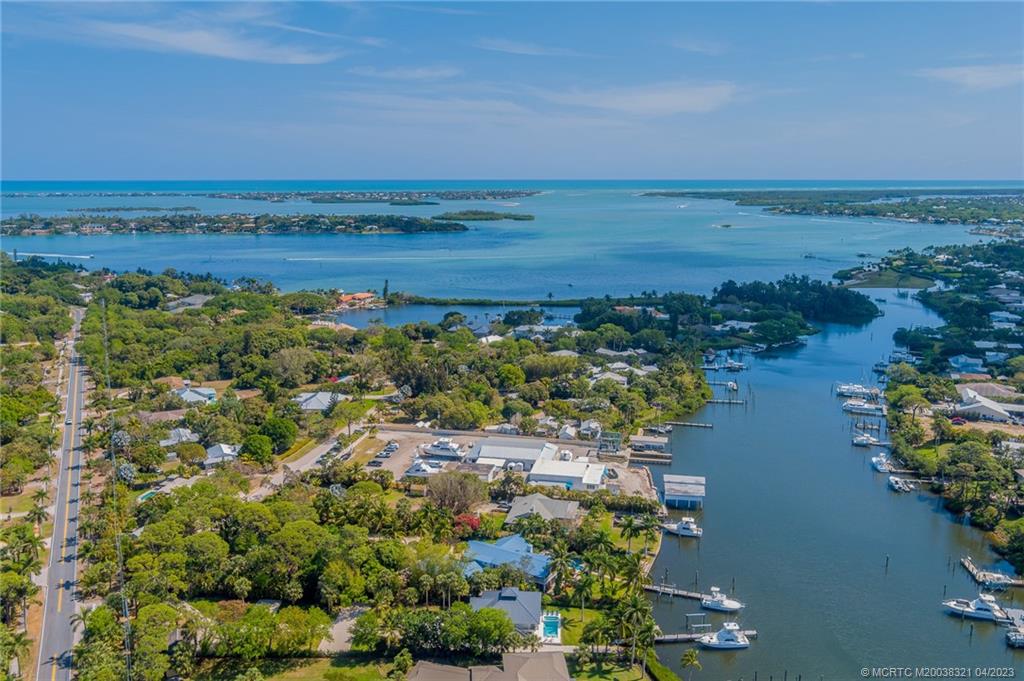 3564 Southeast Old St Lucie Boulevard Stuart, FL 34996 - Photo 13 of 77