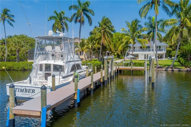 $9,750 | 3564 Southeast Old St Lucie Boulevard, Stuart, FL 34996