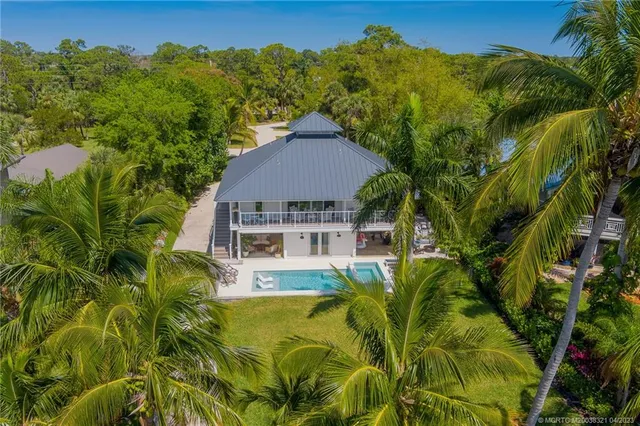 $9,750 | 3564 Southeast Old St Lucie Boulevard, Stuart, FL 34996