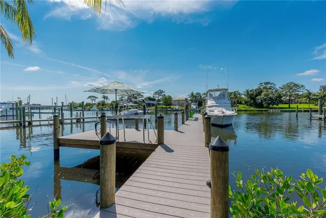 $9,750 | 3564 Southeast Old St Lucie Boulevard, Stuart, FL 34996