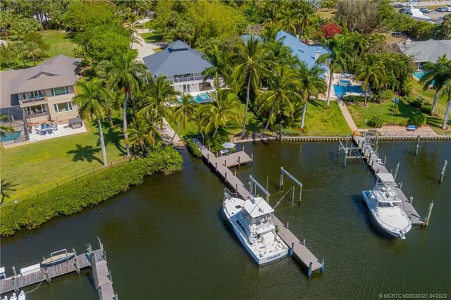 $9,750 | 3564 Southeast Old St Lucie Boulevard, Stuart, FL 34996