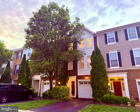 $584,900 | 14216 Legend Glen Court, Gainesville, VA 20155