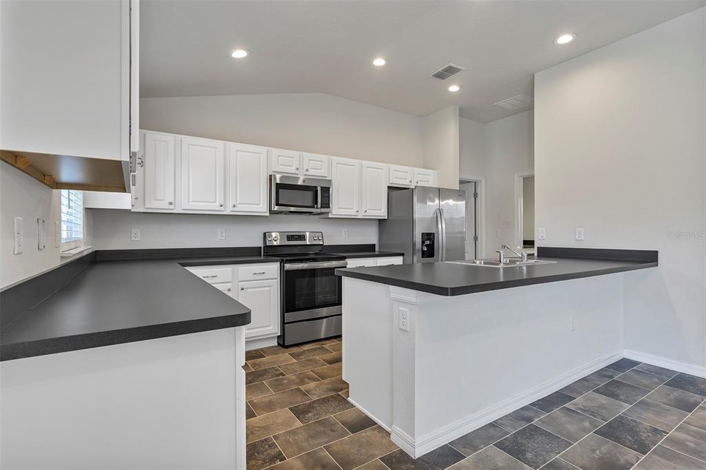 15850 Southwest 59th Avenue Road Ocala, FL 34473 - Photo 8 of 38
