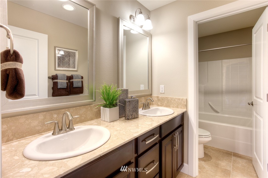 16002 Meridian Drive Southeast Bothell, WA 98012 - Photo 11 of 18