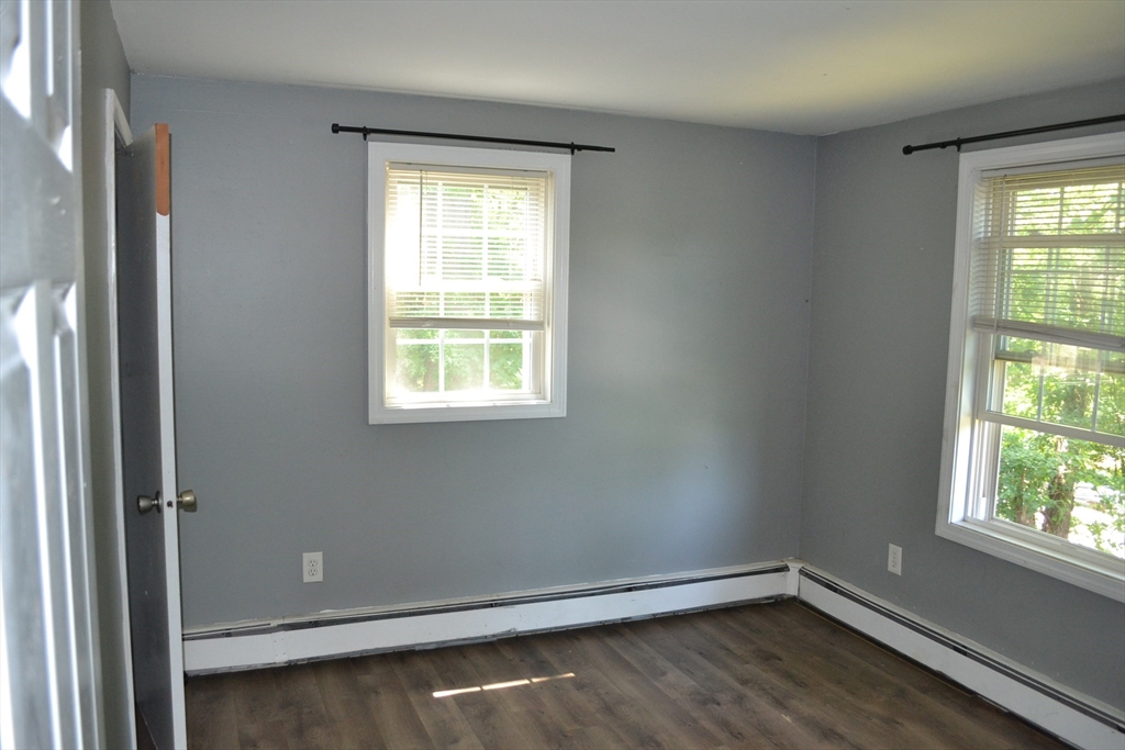 40 Brooks Street Worcester, MA 01606 - Photo 11 of 14