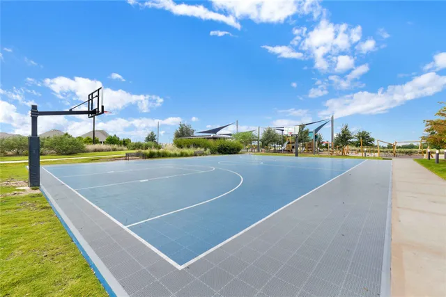 a view of a tennis court
