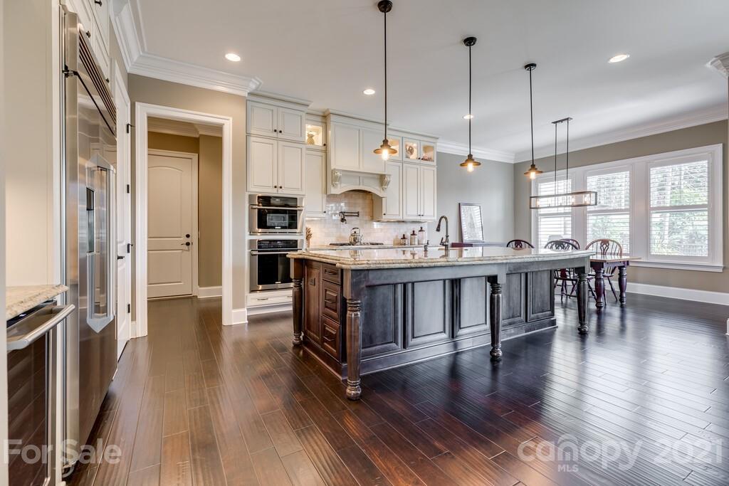 612 Zinnia Way Tega Cay, SC 29708 - Photo 16 of 48 Gallery Image 16