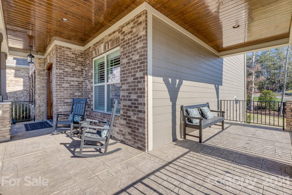 612 Zinnia Way Tega Cay, SC 29708 - Photo 4 of 48 Gallery Image 4