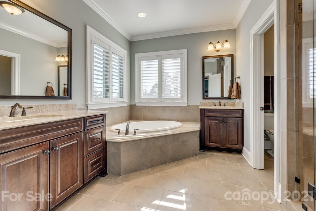 612 Zinnia Way Tega Cay, SC 29708 - Photo 34 of 48 Gallery Image 34