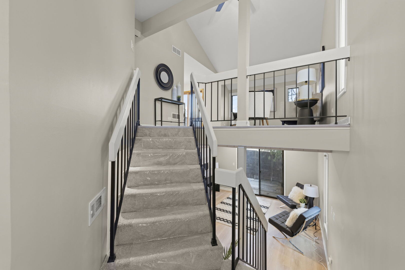 367 Juniper Tree Court Hoffman Estates, IL 60169 - Photo 2 of 25