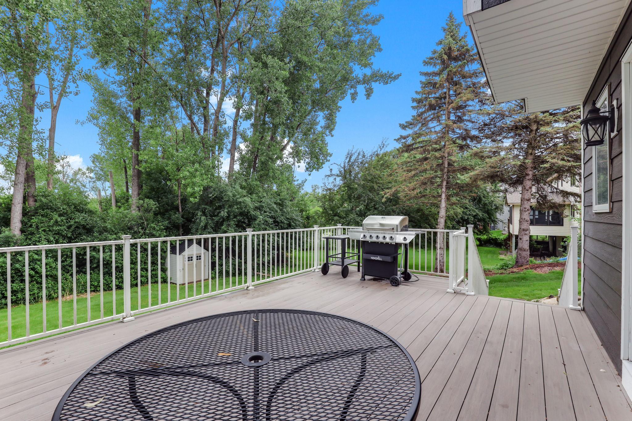5968 Scenic Place Shoreview, MN 55126 - Photo 29 of 32