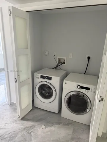 $3,200 | 166 Northeast 70th Street, Unit 2, Miami, FL 33138