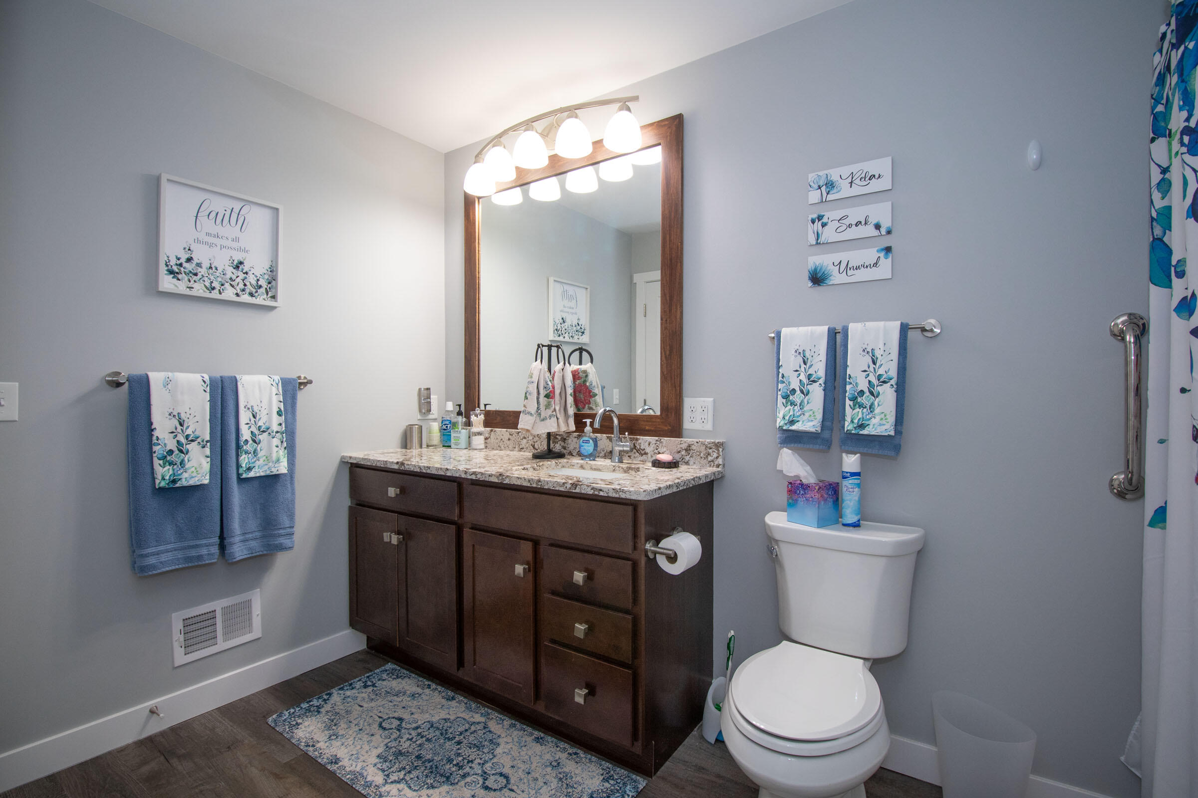 2193 Gethings Road, Unit 418 Battle Creek, MI 49015 - Photo 20 of 30 Main Bath - View 1