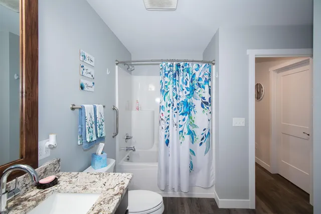 $320,000 | 2193 Gethings Road, Unit 418, Battle Creek, MI 49015