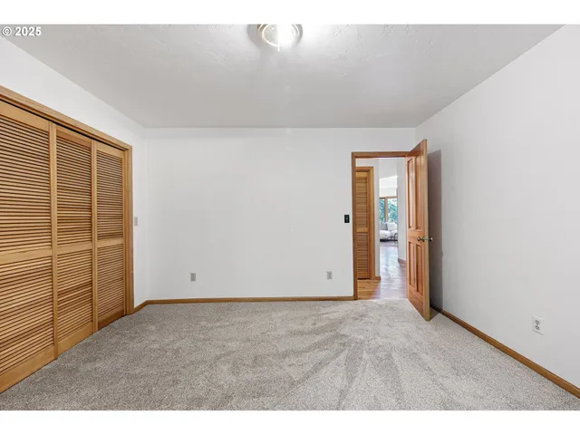 an empty room with closet