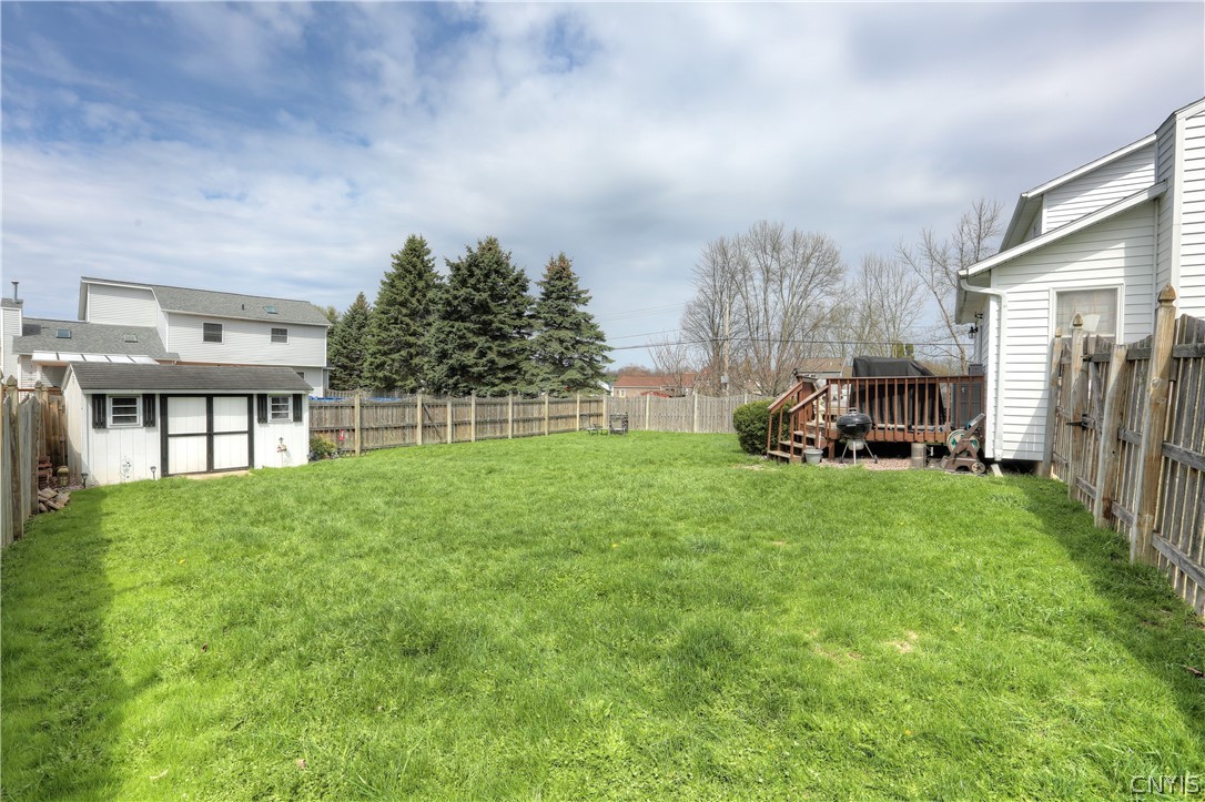9469 Birch Tree Road Brewerton, NY 13029 - Photo 12 of 30
