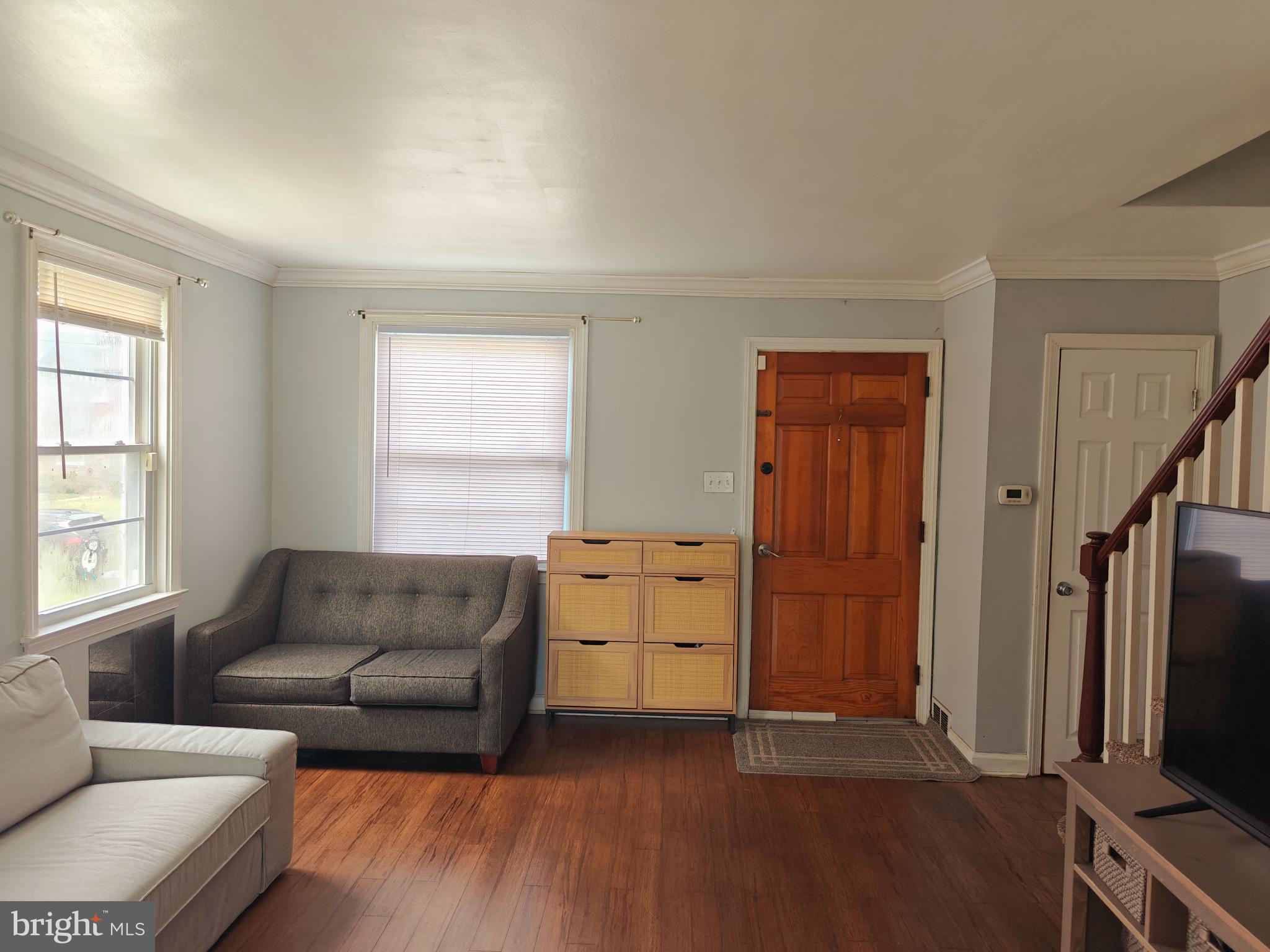 625 Michell Street Ridley Park, PA 19078 - Photo 4 of 23 Living room 1