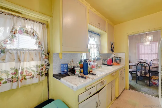 $725,000 | 4851 Federal Boulevard, San Diego, CA 92102