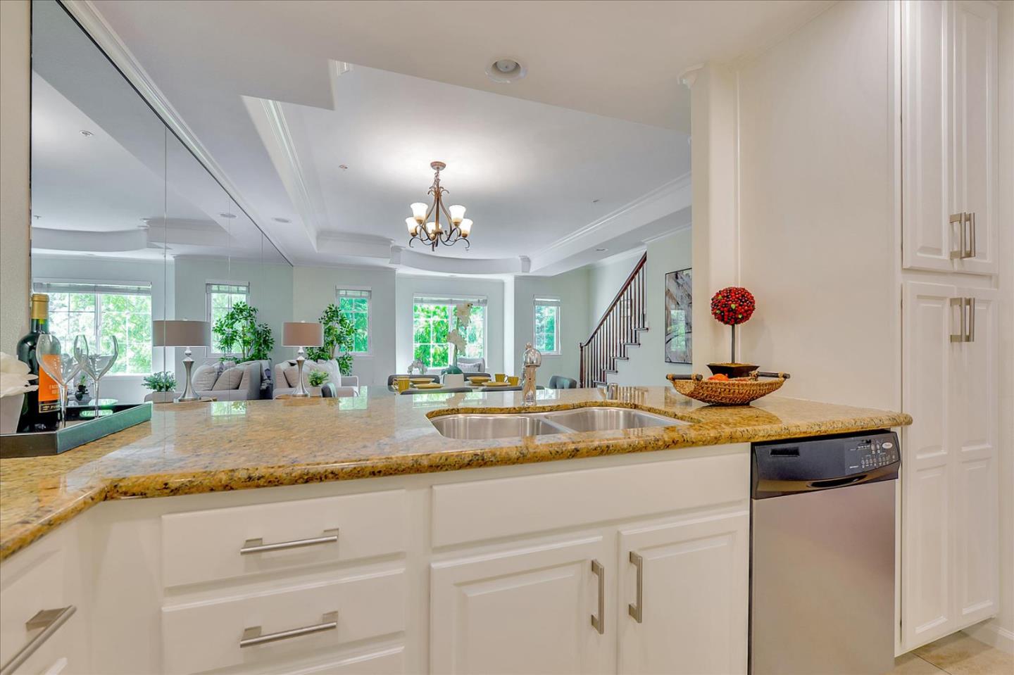 2215 Raspberry Lane Mountain View, CA 94043 - Photo 15 of 34 Gallery Image 15