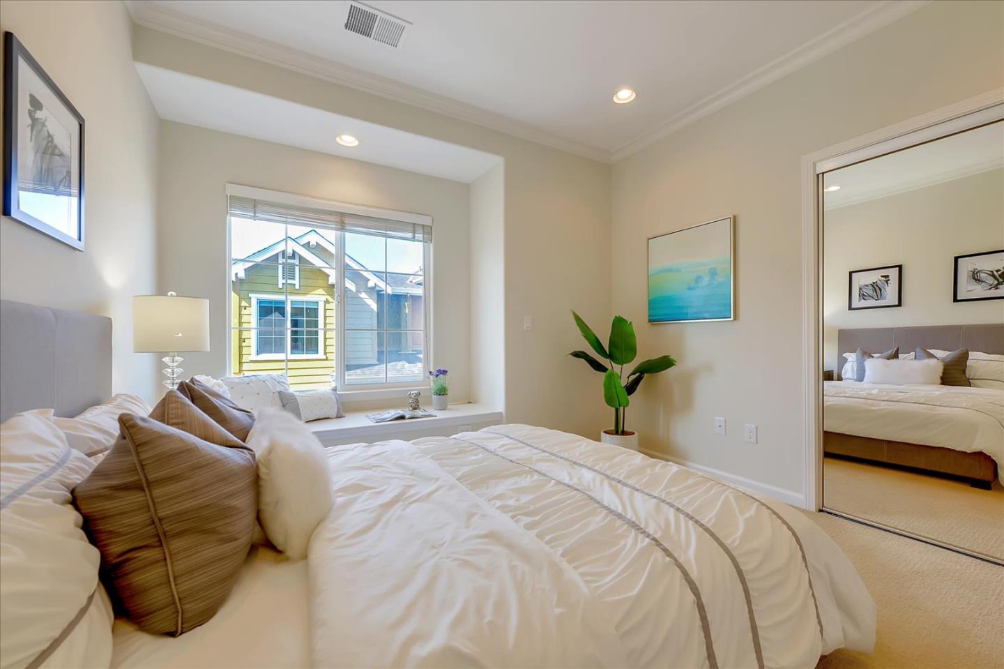 2215 Raspberry Lane Mountain View, CA 94043 - Photo 23 of 34 Gallery Image 23