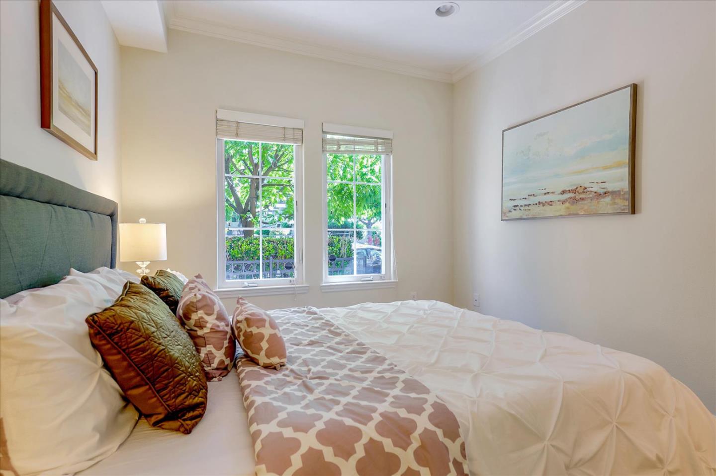 2215 Raspberry Lane Mountain View, CA 94043 - Photo 28 of 34 Gallery Image 28
