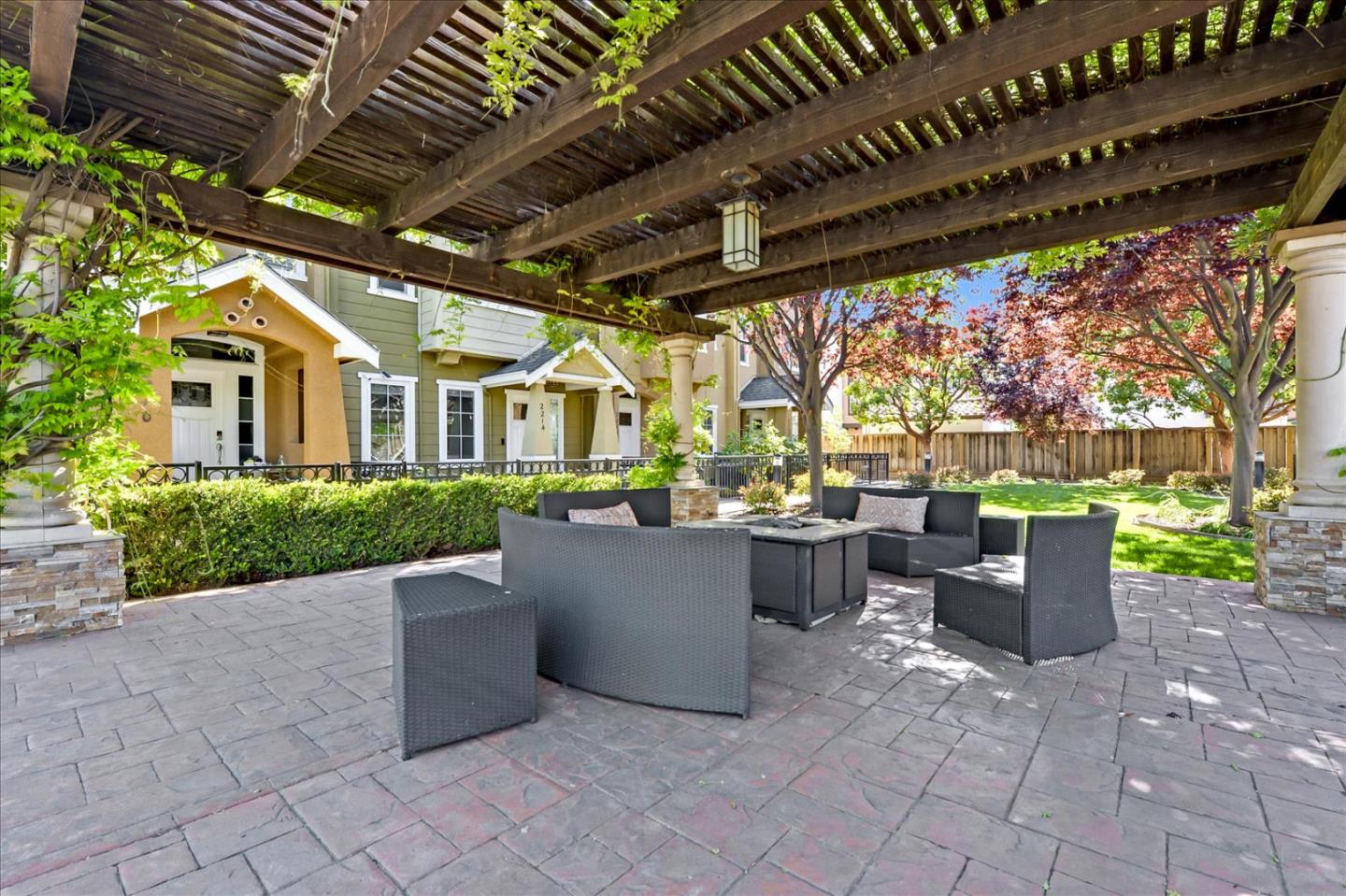 2215 Raspberry Lane Mountain View, CA 94043 - Photo 34 of 34 Gallery Image 34