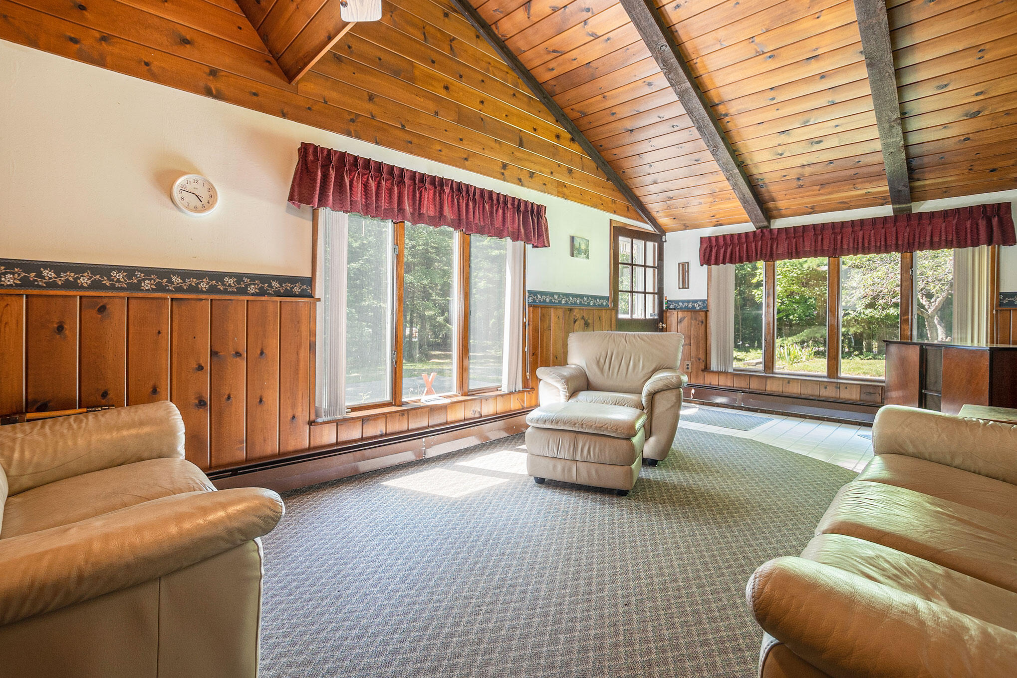 5291 West Angling Road Ludington, MI 49431 - Photo 7 of 37 Family room