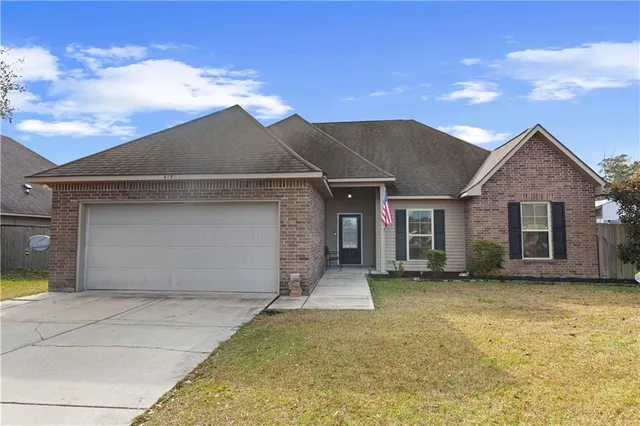$235,000 | 41905 Snowball Circle, Ponchatoula, LA 70454