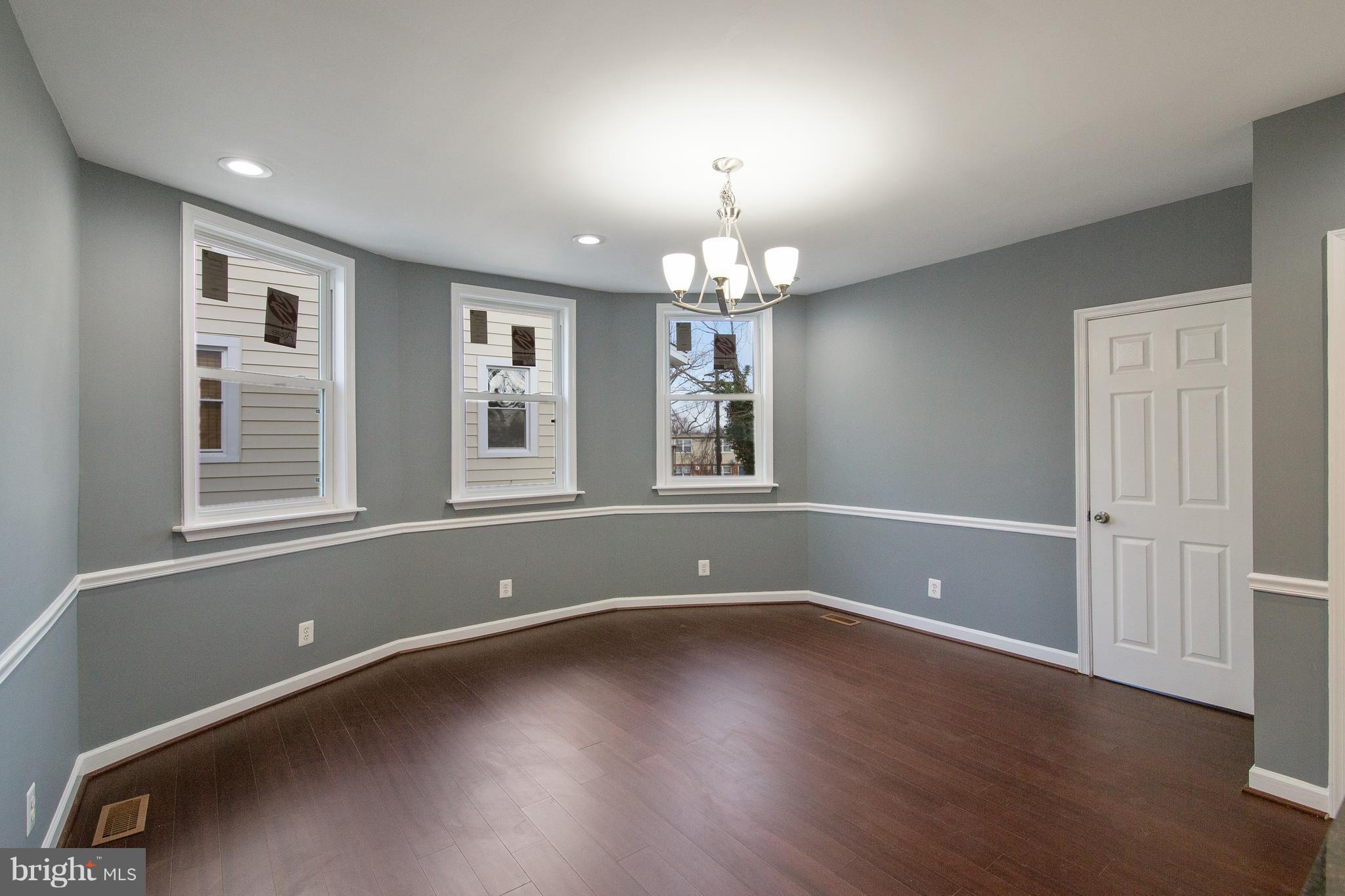 3207 Vickers Road Baltimore, MD 21216 - Photo 11 of 27 Dining Room2